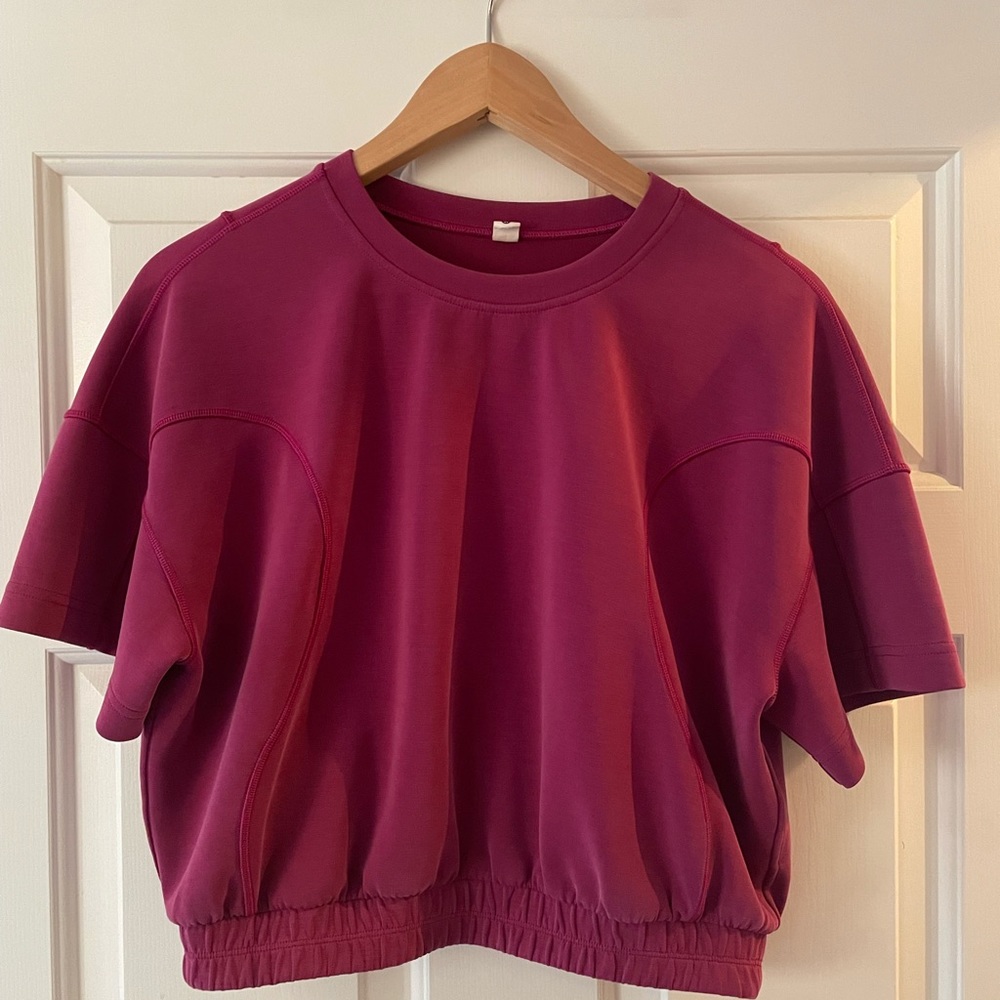 Magenta Luxstreme Cropped Tee